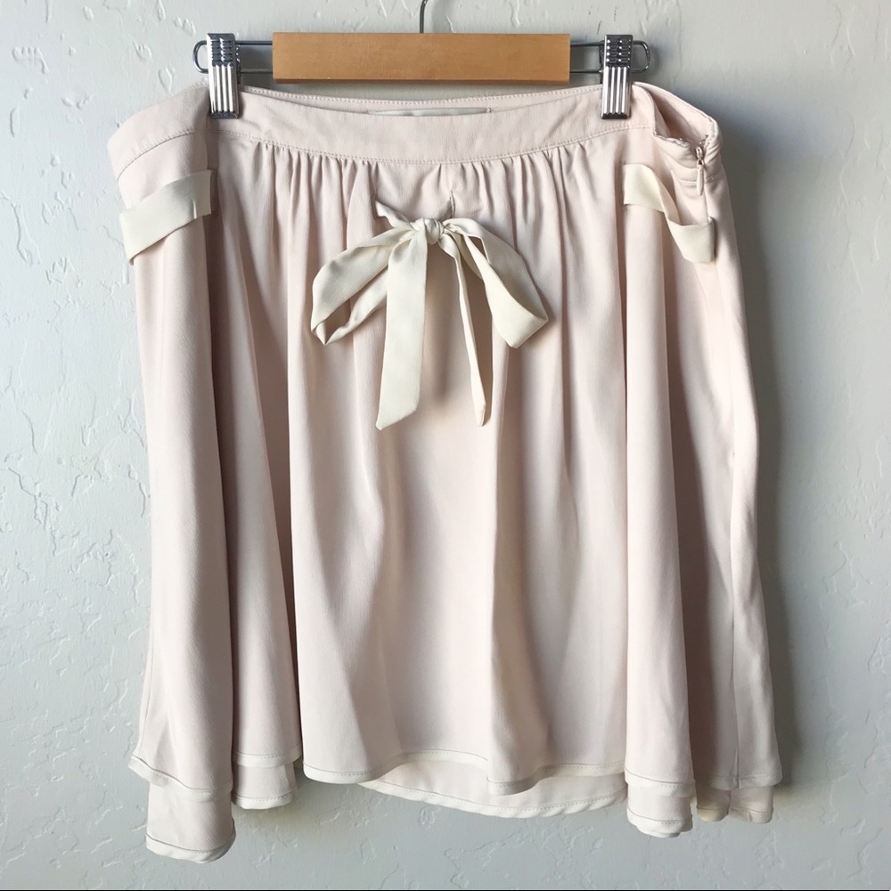 🎉HP🎉 Creamy Pink Bow Skirt with Side Zipper